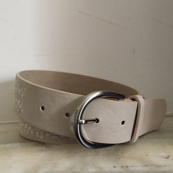 Embroidered Belt - Picture 7 of 7